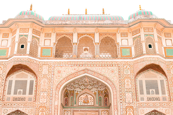 坚强的英文怎么说